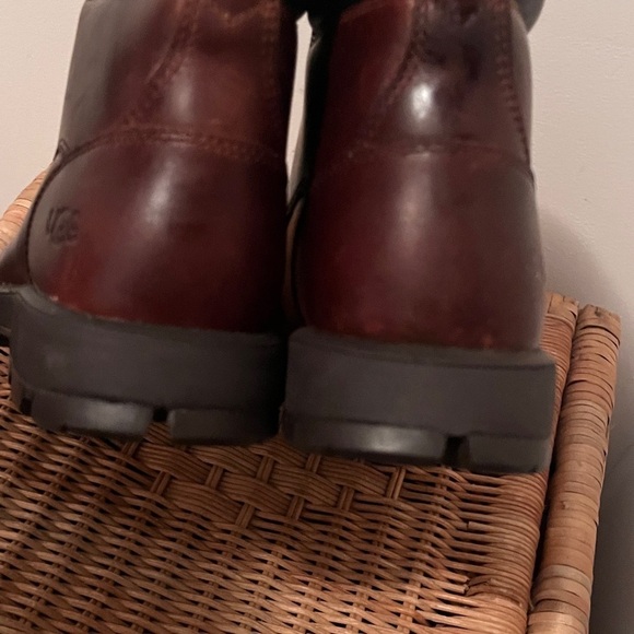 Ugg Stenton Boot Size 7 NEW main image 10